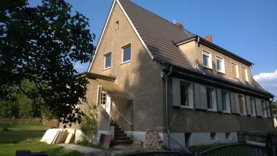 Gepflegtes Doppelhaus mit 4 Zimmern in Dreetz