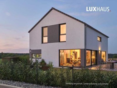 Charmantes Landhaus inklusive Grundstück in Wermelskirchen – Ihr individuelles Zuhause von LUXHAUS
