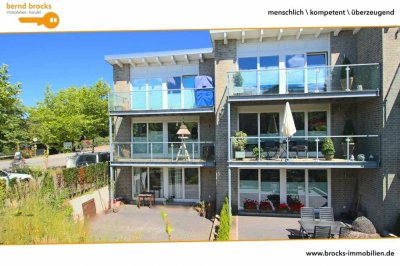 Anfragenstopp! Reihenendhaus mit 169 qm, 4 Zimmer,  2. Balkonen, Terrasse, EBK, Stellplatz, Fußboden