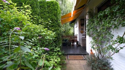 Ruhig gelegen nahe am Wald! Modernisiertes Einfamilienhaus mit ausgebautem DG und traumhaften Garten