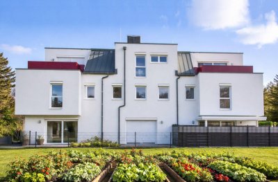 Ziegelmassiv-Reihenhaus in Grünruhelage mit City-Nähe | Niedrigenergie mit PV-Anlage &amp; LWP | inkl. Parkplatz