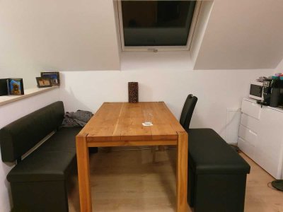 Moderne 2,5-Zimmer-DG-Wohnung in Neusäß-Täfertingen