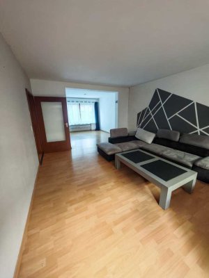 3-Zimmer EG Whg Uedem mit großer Terasse u. Gäste WC