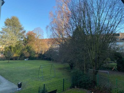 Essen Rüttenscheid, Sehr schöne helle 3 Zi. K,D,B, Wohnung, großer Balkon/Gartenseite/Gartennutzung