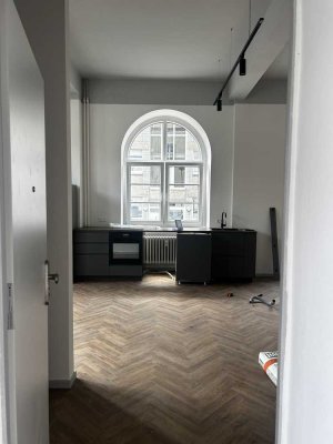 Exklusive 2-Raum-Loft-Wohnung mit gehobener Innenausstattung in Krefeld