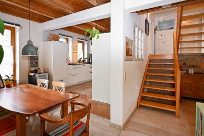Asche: Schönes Einfamilienhaus mit großem Garten zur Miete!