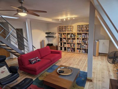 Exklusive 4-Zimmer Dachgeschosswohnung mit  2 Terrassen mit freiem Ausblick in Berlin-Mitte