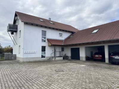 Helle 2-Zimmer-Wohnung mit Balkon im 2. OG in Essenbach