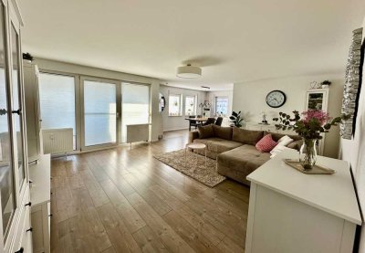 helle 3,5 Zimmer Wohnung, zentral, modern, geringe Nebenkosten