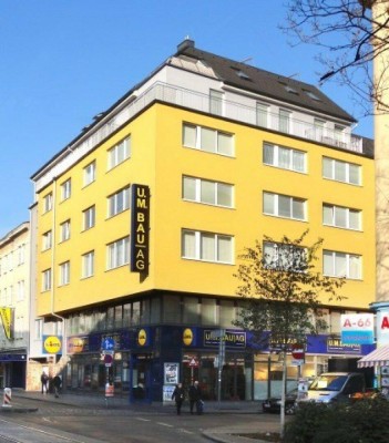 Modernes Wohn- und Geschäftshaus