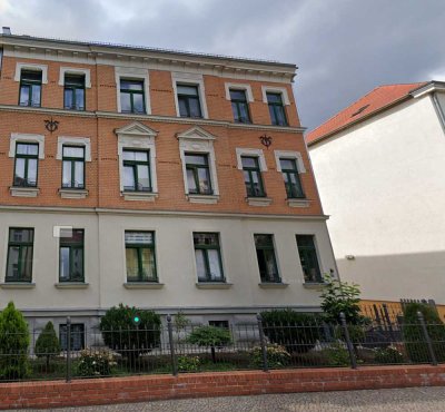 Exklusive 4,5-Raum-DG-Wohnung mit gehobener Innenausstattung mit Balkon in Leipzig