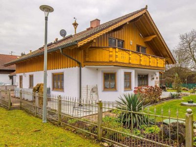 Großzügiges Mehrfamilien-Landhaus 
mit beheiztem Wintergarten
In Ruhiger Lage in Malching