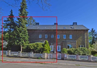 Villenartige Doppelhaushälfte in Bernsdorf zu verkaufen - Chemnitzer Architekturgeschichte pur