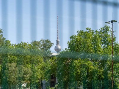 Bezugsfreie 5-Zimmer-Neubauwohnung mit zwei Terrassen im Herzen von Berlin-Mitte