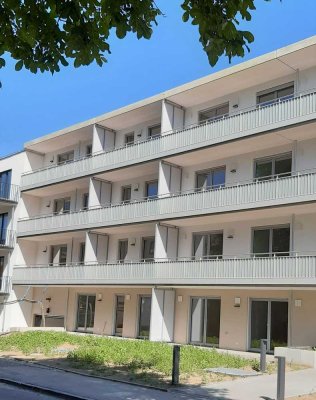 2-Zimmerwohnung - mit Balkon und Einbauküche - zentral gelegen