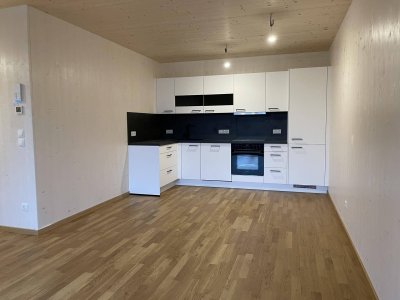 Moderne 2-Zimmer-Etagenwohnung mit Loggia