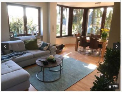 Großzügige, helle 5-Zimmer-Maisonettewohnung mit Garten in Kaulsdorf