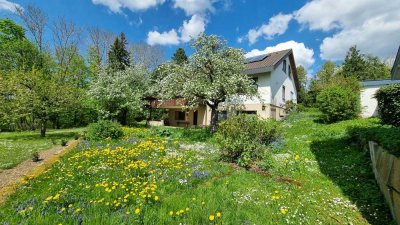 Familienparadies - attraktives 6-Zimmer-Haus in Bad Urach Wittlingen