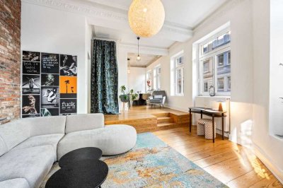Sanierte 3-Zimmer Altbauwohnung im Hochparrtere mit 3,5 m Deckenhöhe - Altona Altstadt