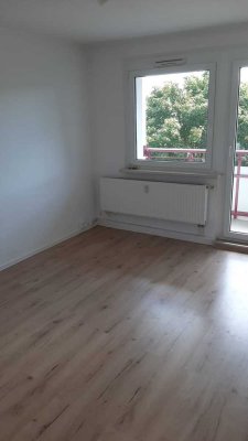Moderne 3 Zimmerwohnung mit Balkon