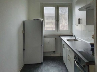 Hettstedt: Wohnung mit Einbauküche, Bad mit Fenster – ideal für Familien, sofort verfügbar!