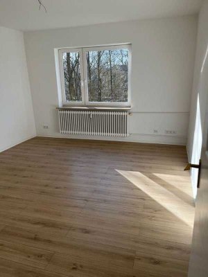 Helle, moderne 3‑Zimmer‑Erdgeschosswohnung in zentrumsnaher Lage – Nachmieter/in gesucht ab 16.06.