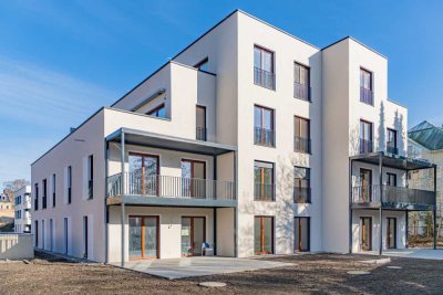 Bezugsfertige 4-Zimmer-Neubauwohnung mit Terrasse & Garten
