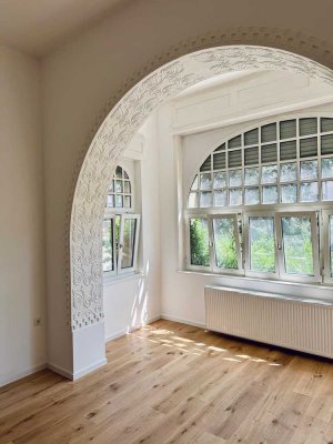 Wunderschöne 5-Zimmer-Wohnung JUGENDSTIL Erdgeschoss Erstbezug nach Sanierung