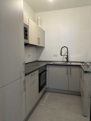 Ab sofort steht diese stilvolle und gepflegte 3,5-Zimmer-Untergeschosswohnung im beliebten Da