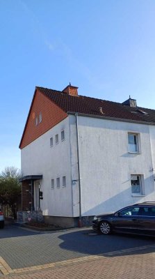 Ohne Makler!       ruhig gelegenes Reihenendhaus in Bergkamen-Oberaden.        Preis VB!