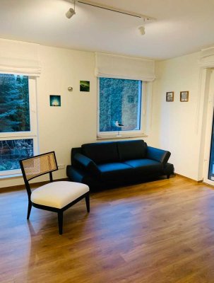 2,5 Zimmer in Pankow mit private Garten, Einbauküche und Tiefgarage