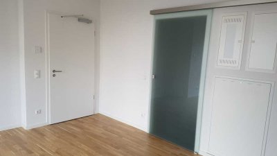 Neuwertige 1-Zimmer-Wohnung mit eigenem PKW-Stellplatz in Griesheim
