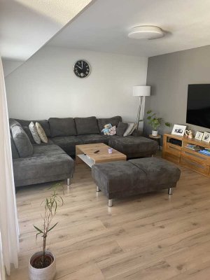 Geschmackvolle 4-Zimmer-Maisonette-Wohnung mit gehobener Innenausstattung mit EBK in Weißenthurm
