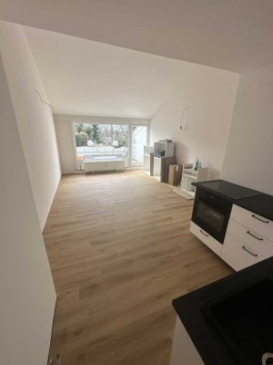 Charmante 3,5-Zimmer Maisonette-Wohnung im 2. OG mit Balkon in Radio Bremen