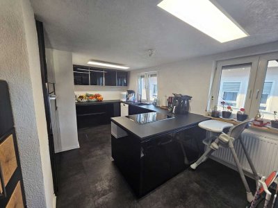 Renov.   Einfamilienhaus mit herrlichem Garten!!