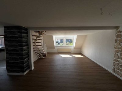 Familienfreundliche Maisonette Wohnung in Vennhausen