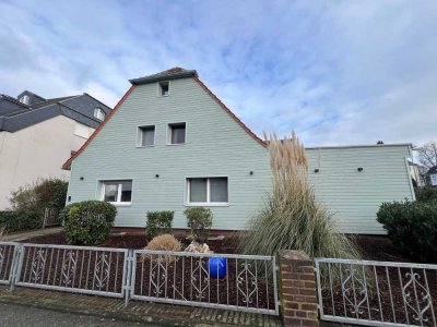 kernsaniertes Appartement mit eigenem Eingang in zentraler Lage von Ratingen