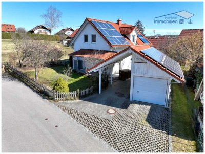 Gemütliches Einfamilienhaus mit nachhaltiger Energieversorgung & idyllischem Garten in ruhiger Lage