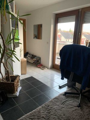 Stilvolle, gepflegte 1-Zimmer-Penthouse-Wohnung mit Balkon und EBK in Reutlingen