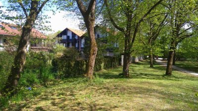 Zentrale Lage .................. Viel Wohnraum auf vier Ebenen und Garten