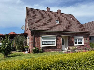 Wohnen und Werkeln: gemütliches Einfamilienhaus mit Werkstatt