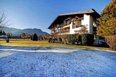 Ein Rückzugsort mit Herz – Luxuriöse 4-Zimmer-Garten-Maisonette-Wohnung in Rottach-Egern