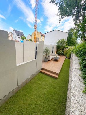 ruhige Erstbezug mit Garten  - A+ Haus in der zweiten Reihe im Grünen