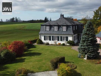 RESERVIERT! Repräsentative Villa im Landhausstil