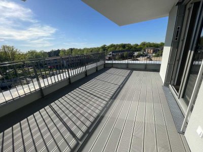 Exclusive Dachgeschosswohnung mit sonniger Dachterrasse, EBK und Aufzug!