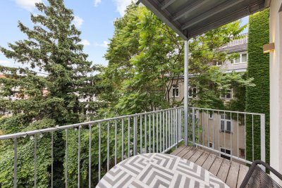 Hochwertig möblierte 2-Zimmer-Wohnung mit Balkon