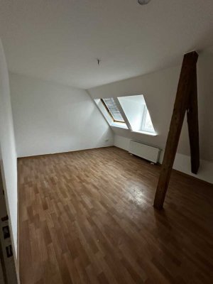 Gemütliche 3-Zimmer-Dachgeschosswohnung