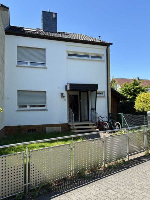 Von Privat - 4-Zimmer-Reihenendhaus in Dieburg - sehr ruhige, zentrale Lage, mit Ausbaureserve