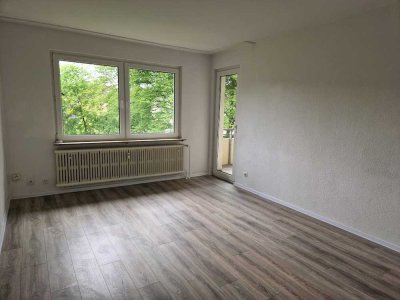 Hübsche 2-Zimmer-Wohnung mit Balkon *für Paare*