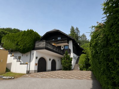 Großzügiges Landhaus mit Seeblick: Wohnen &amp; Arbeiten am Obertrumer See I Grundstücksreserve